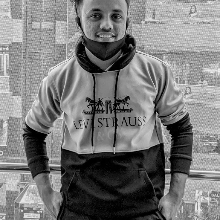 Portrait of Alex Stone, community mentor and Italian cuisine specialist